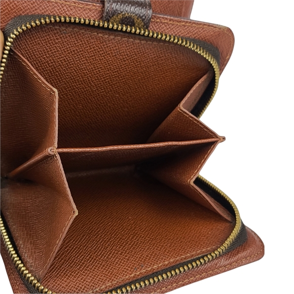 Louis Vuitton Monogram Compact Zip Bifold Wallet - Picture 5 of 8